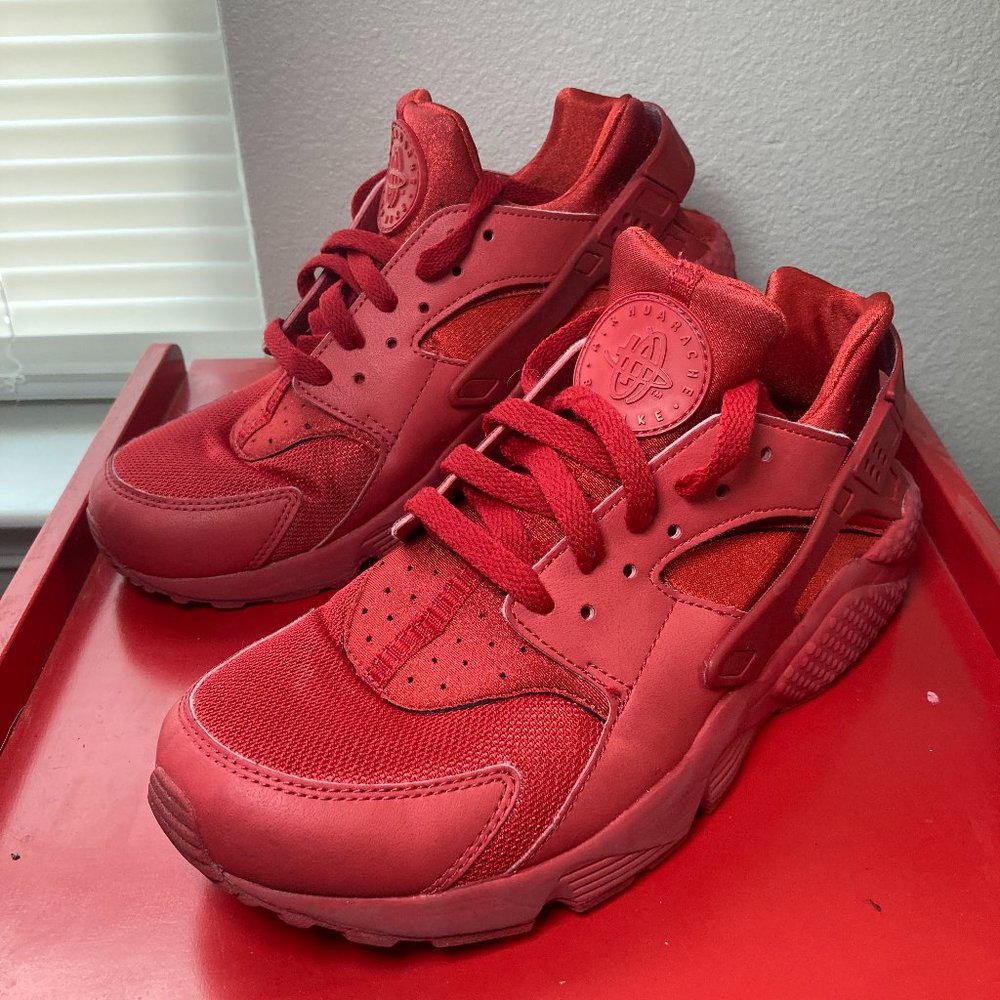 Nike Air Huarache Triple Red Running Sneakers 318429-660 Mens Size 9